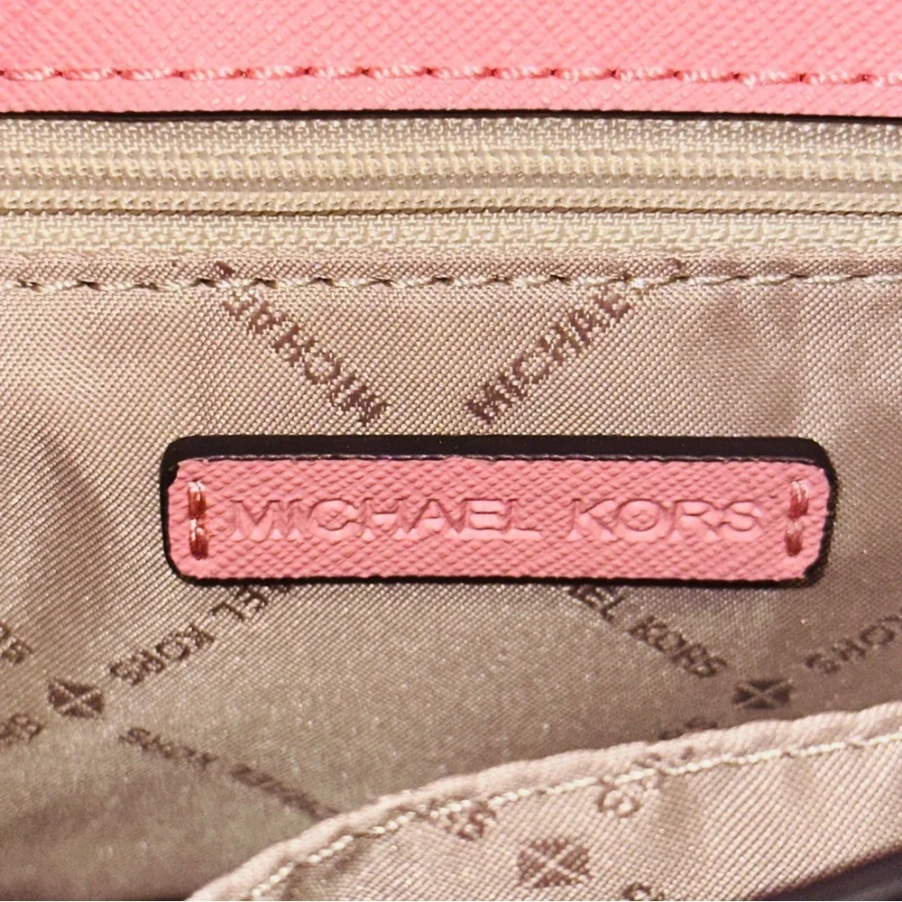 Michael Kors: MK Logo Signature Monogram Flap Primrose Crossbody Bag - Picture 9 of 13